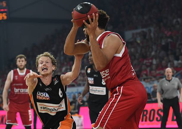 很大程度上 很大程度上