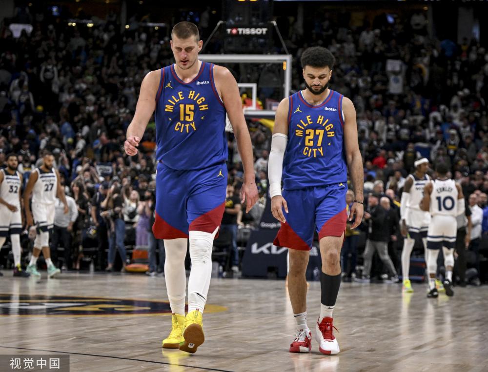 跌宕起伏的 跌宕起伏的