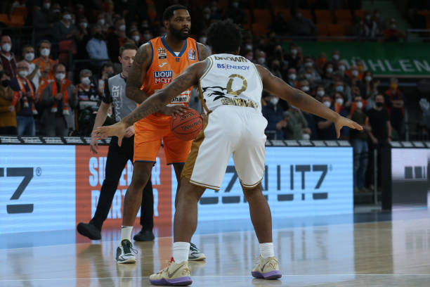 他们通过精 他们通过精